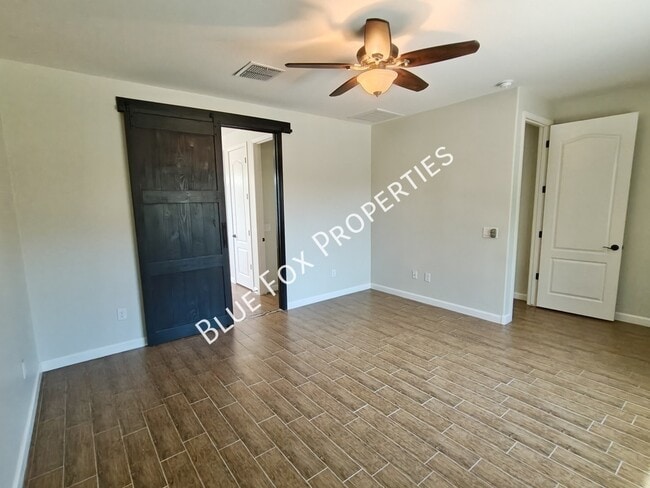 Building Photo - 11718 N Key Lime Pl