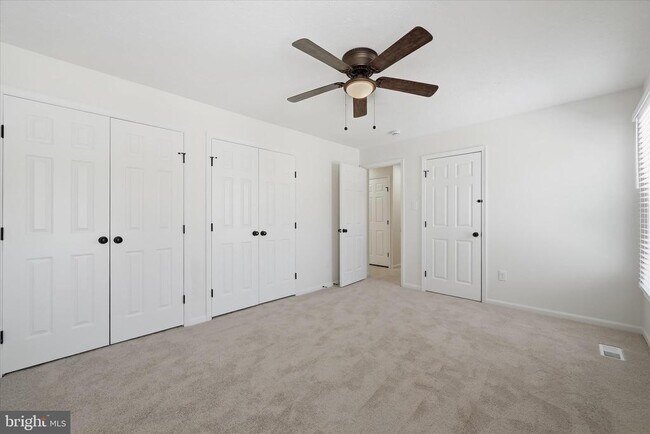 Building Photo - 9500 Windbeat Way