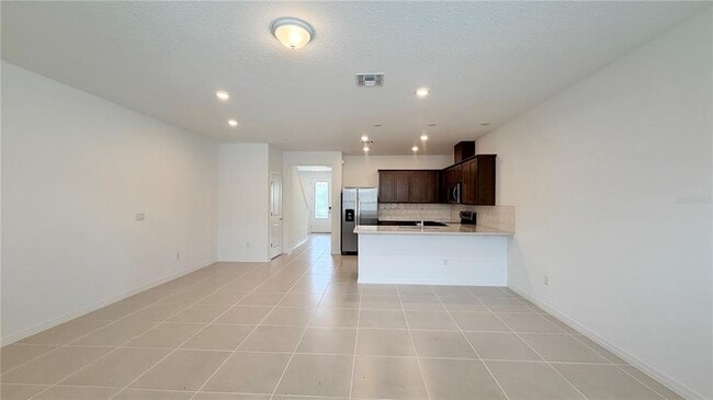 Building Photo - 4557 ORCHARD VIEW Aly