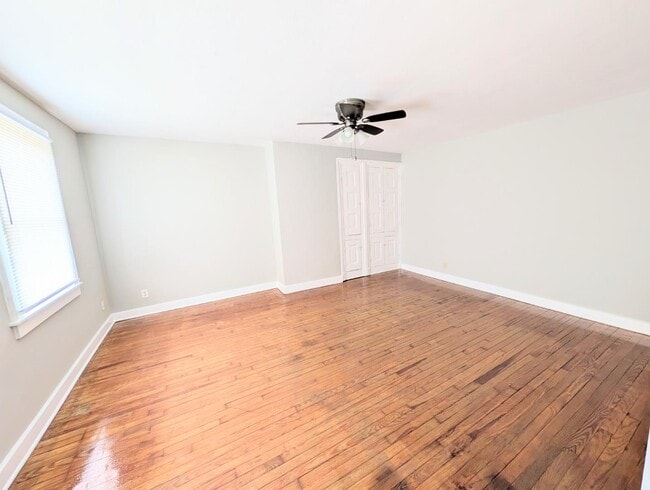 Building Photo - 317 Third Street - A upstairs