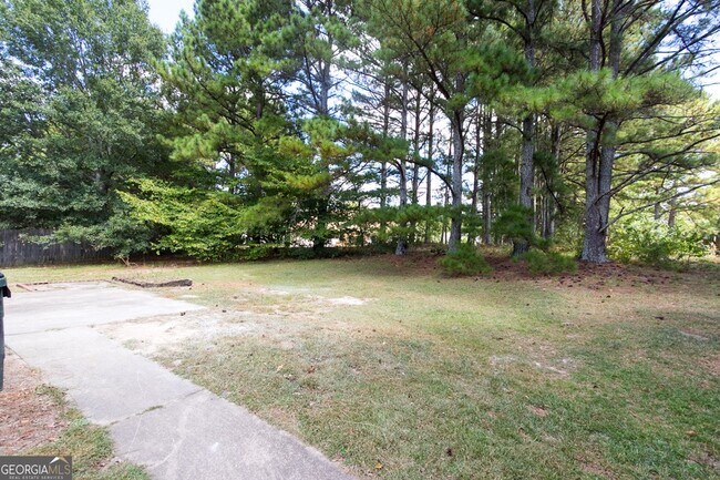 Building Photo - 1312 Cooper Rd