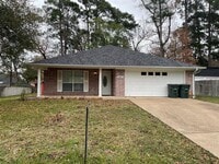 Building Photo - 203 Pine Valley