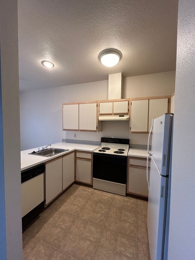 Interior Photo - 115-Wintercrest Apartments