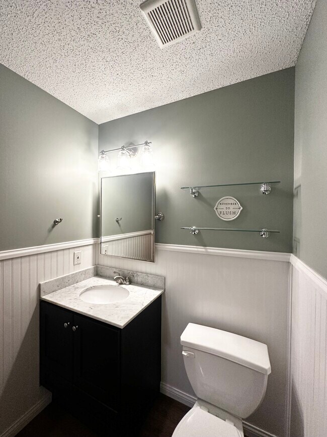 Building Photo - 12630 74th Ave N