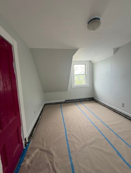 Building Photo - 48 Hamilton Ave