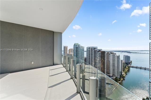 Building Photo - 300 Biscayne Boulevard Way