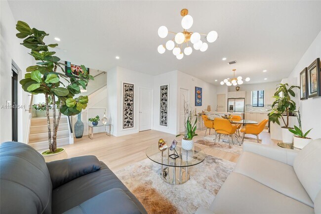 Building Photo - 4648 NW 83rd Ave