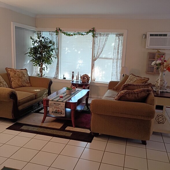 Building Photo - 221 Arthur Avenue