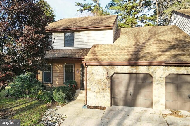 Primary Photo - 133 N Park Dr