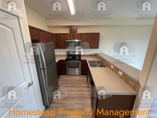 Building Photo - 476