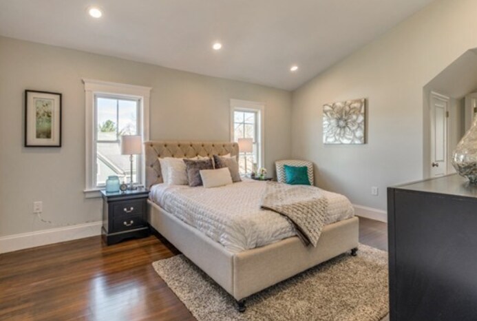 Building Photo - 107 Warren St