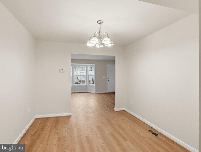Building Photo - 7203 Rutherford Green Cir