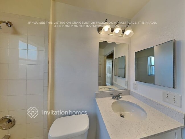 Building Photo - 4370 Camberly St