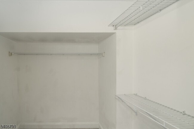 Building Photo - 52 Brookside Ln