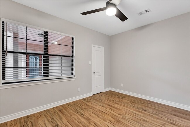 Building Photo - 7515 Langley Rd