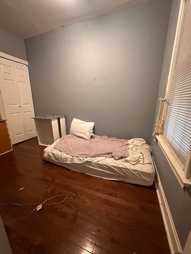 Building Photo - 1817 S Peoria St