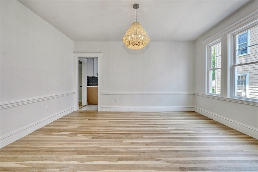 Building Photo - 275 Roslindale Ave