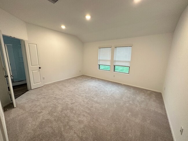 Building Photo - 5804 Knox Lndg Dr