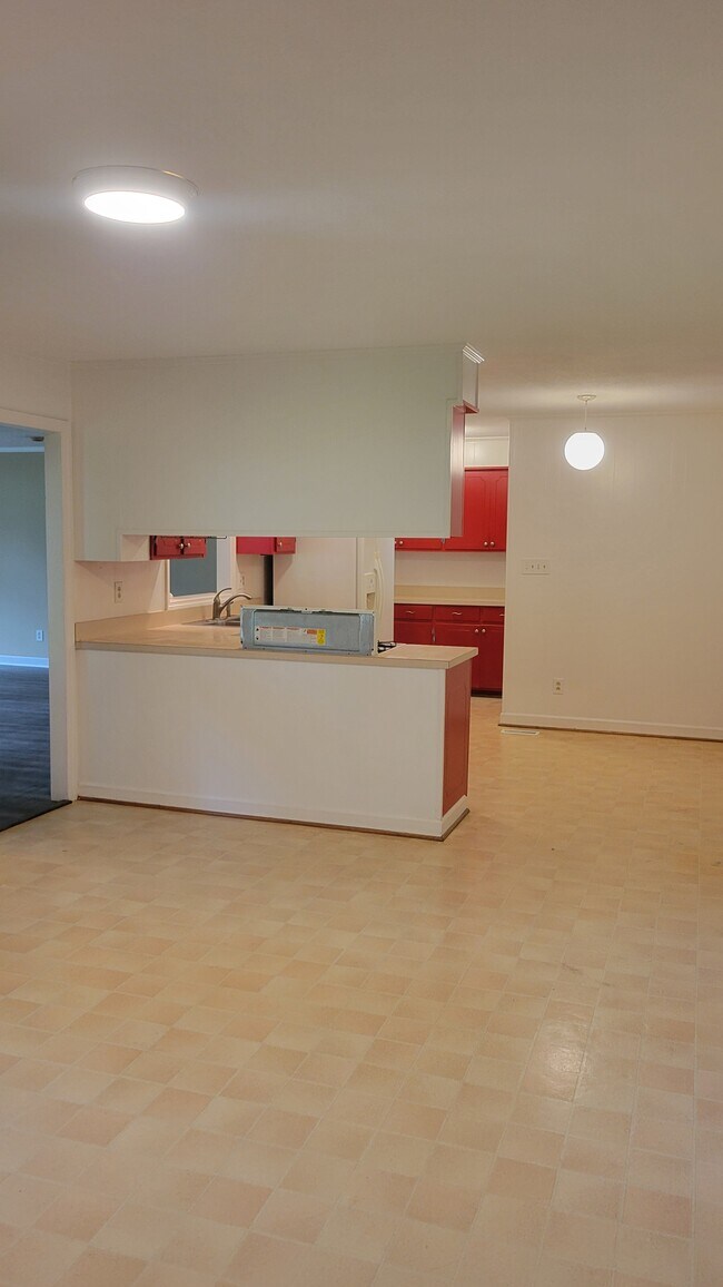 Building Photo - 2407 Glenwood Ave