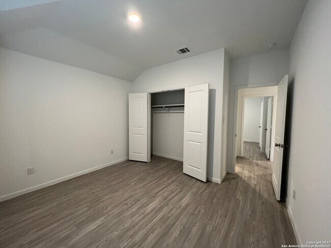 Building Photo - 446 Fairy Duster Dr