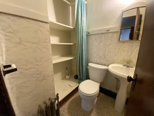 Building Photo - 916 Milwaukee Ave