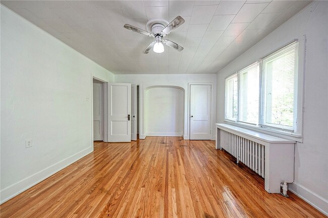 Building Photo - 565 Ardmore Blvd