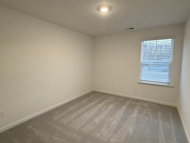 Building Photo - Jefferson Hill