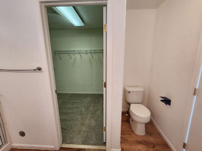 Building Photo - Great 3 Bed Ranch Style Home In Green Valley Ranch Neighborhood