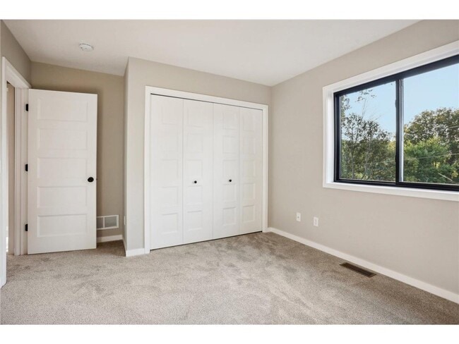 Building Photo - 4093 Isaac Ct