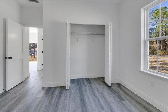Building Photo - 13836 SW 27th Terrace