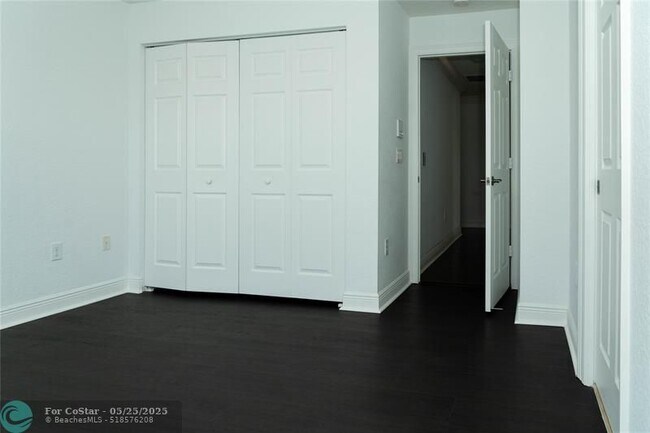 Building Photo - 17654 SW 47th St