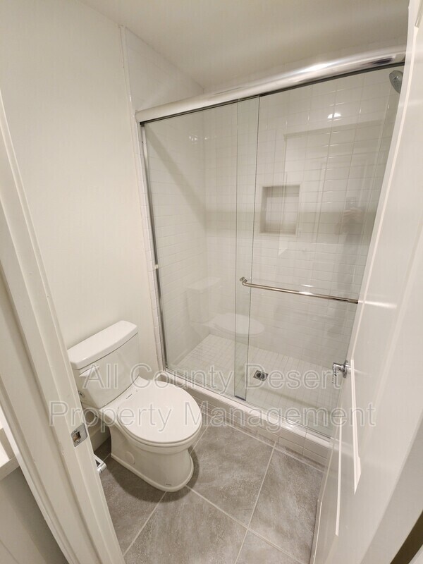 Building Photo - 43345 Passagio Lago Way