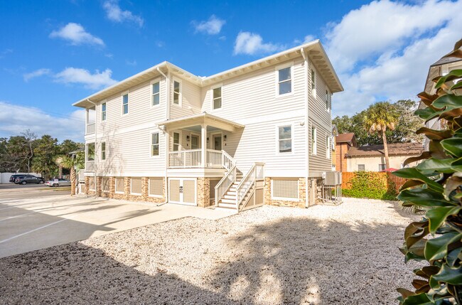 Building Photo - 171 Cordova St