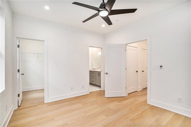 Building Photo - 1825 Gotham Ln NE