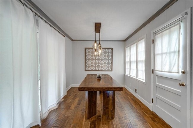 Building Photo - 2955 Delcourt Dr