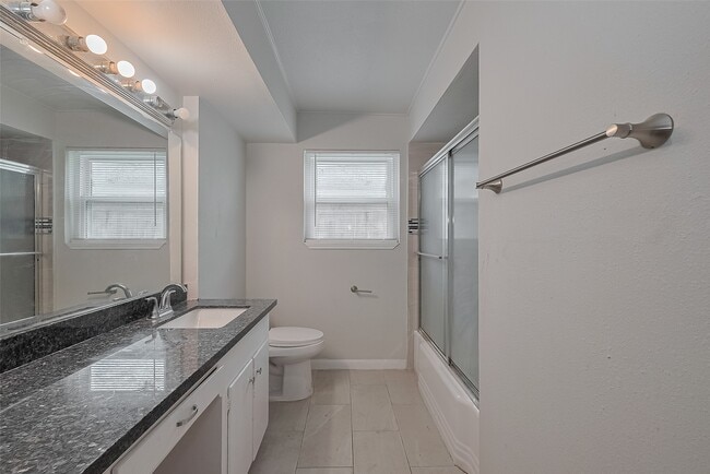 Building Photo - 4115 Mischire Dr