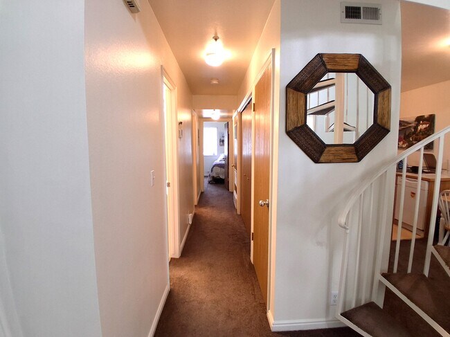 Building Photo - 62 W 700 N