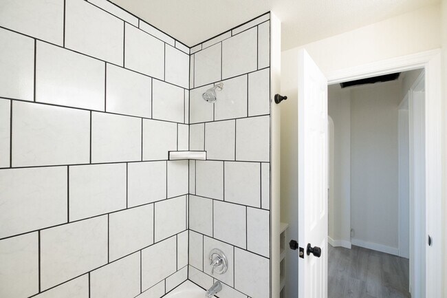 Building Photo - 1247 Clark Mill Rd