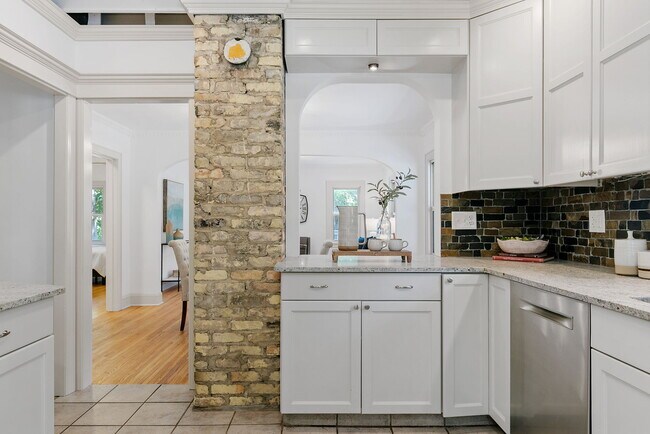 Building Photo - 5780 Tower Dr