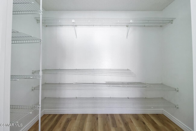 Building Photo - 4082 Avenida Verano