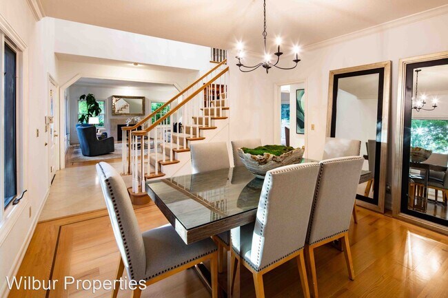 Building Photo - 5 br, 3.5 bath House - 27555 Purissima Rd