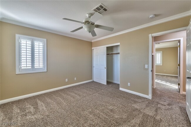 Building Photo - 809 Royal Birch Ln