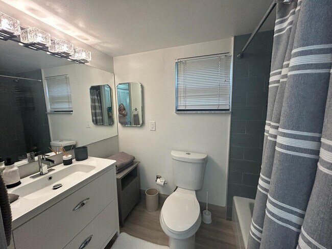 Building Photo - 13334 Polo Club Rd