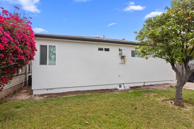 Building Photo - 4722 68th St