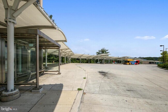 Building Photo - 2931 Deer Hollow Way