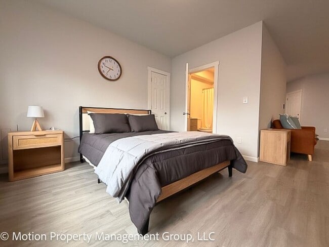 Building Photo - 6918 Northside Dr