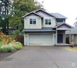 Building Photo - 4Bd/2.5Ba Two Story House - Available View!