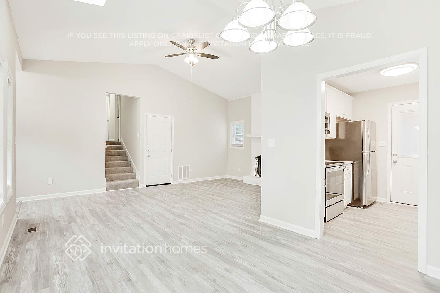 Building Photo - 3442 Mustang Dr