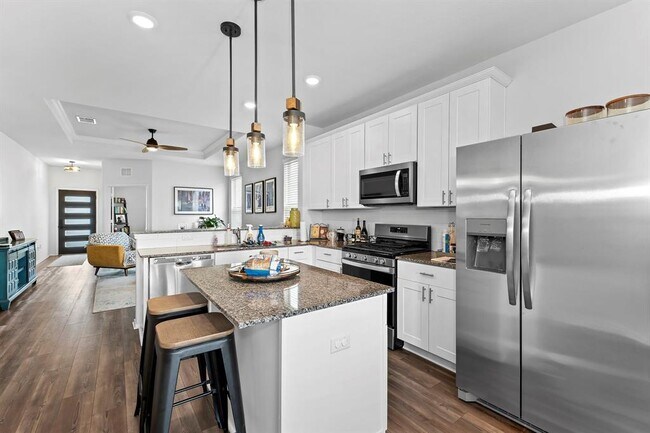 Building Photo - 469 Grace Lilly Dr