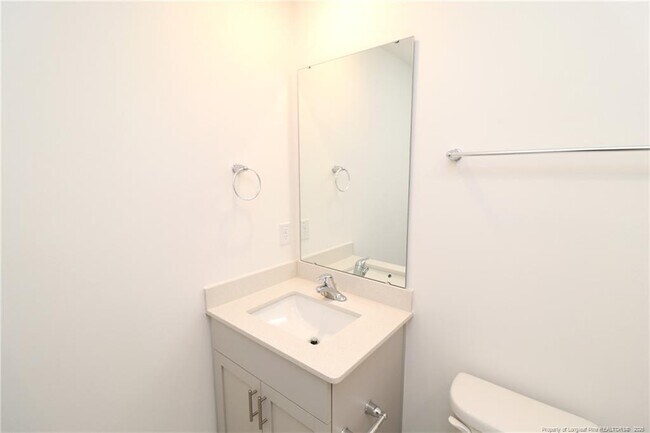 Building Photo - 360 Freestall Dr